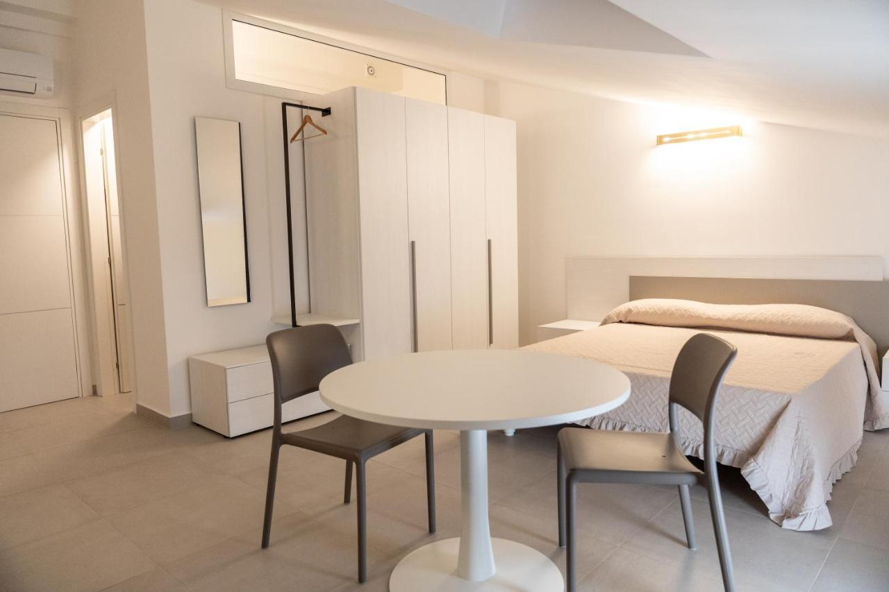 Il Colle Hotel Ferentino Bagian luar foto